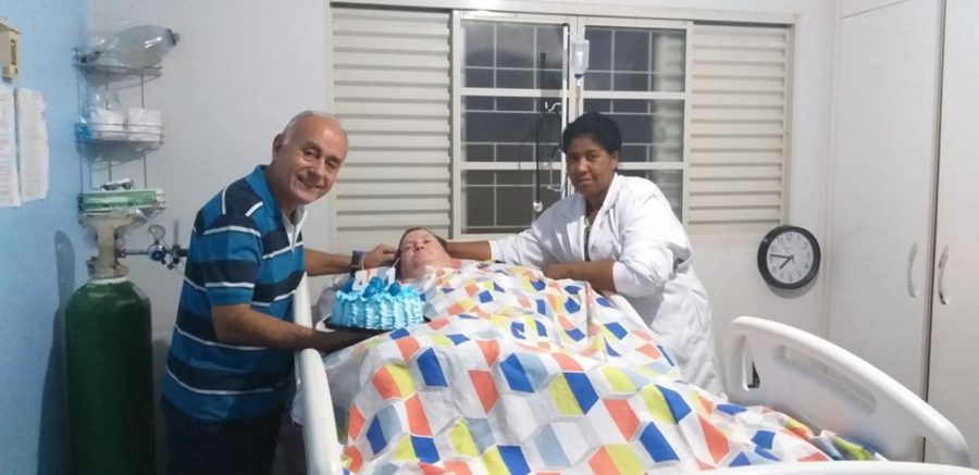Com esposa internada há quatro anos, Bocalom acredita em milagres