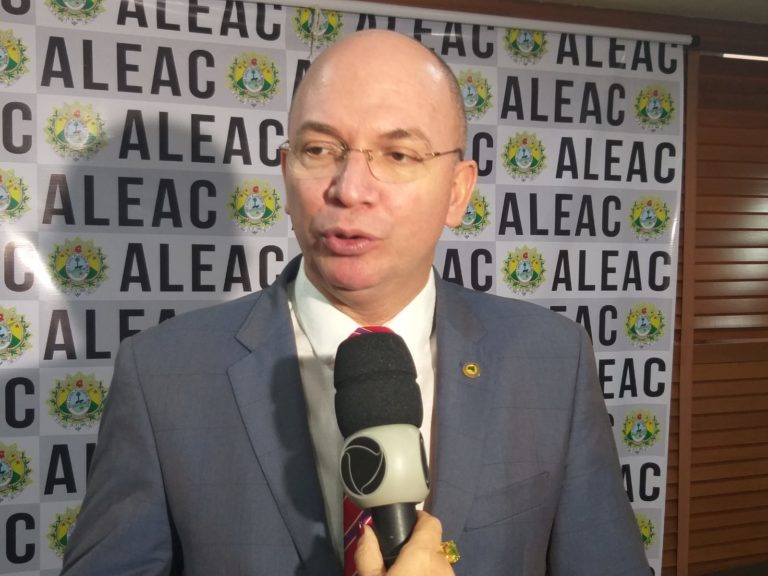 Diniz faz duras críticas a Bolsonaro: “Cometeu um crime contra o povo brasileiro”