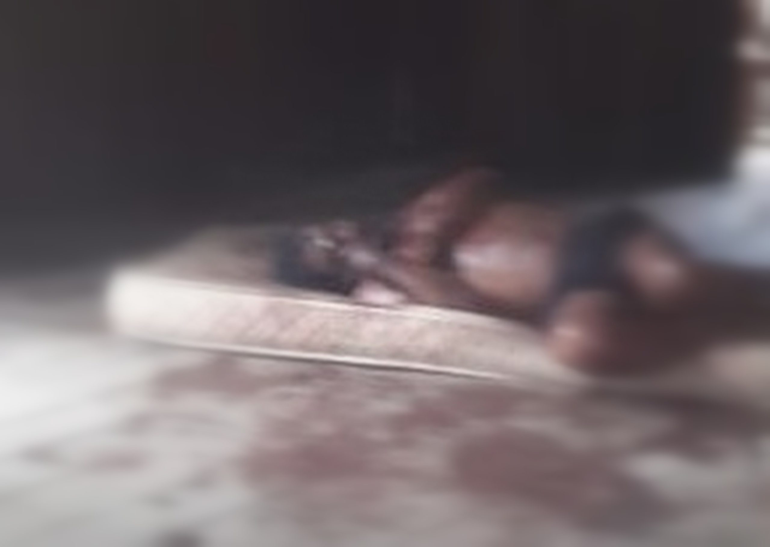 Homem de 39 anos é encontrado morto com três terçadadas na cabeça