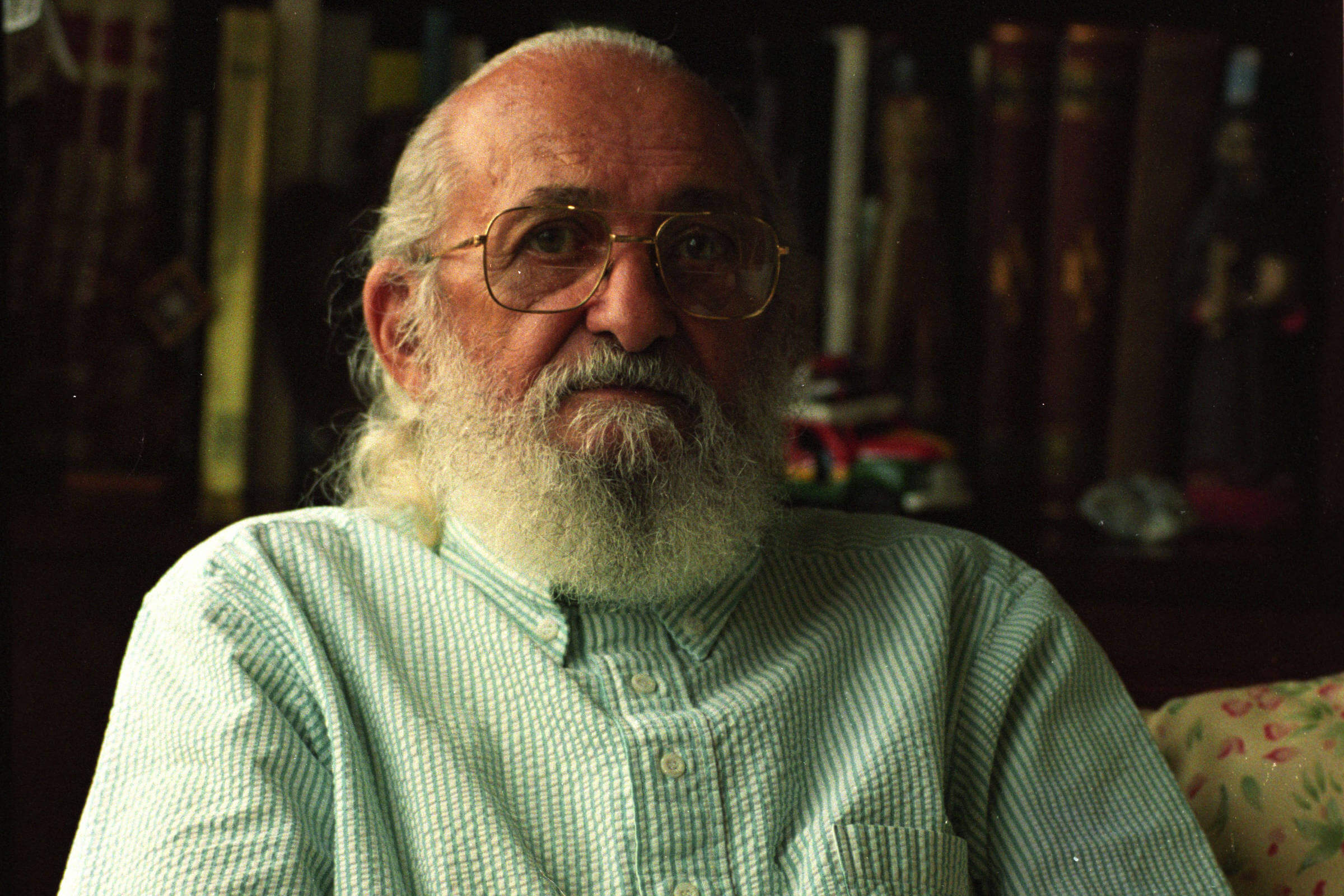 Bolsonaro chama Paulo Freire de ‘energúmeno’ e diz que TV Escola ‘deseduca’