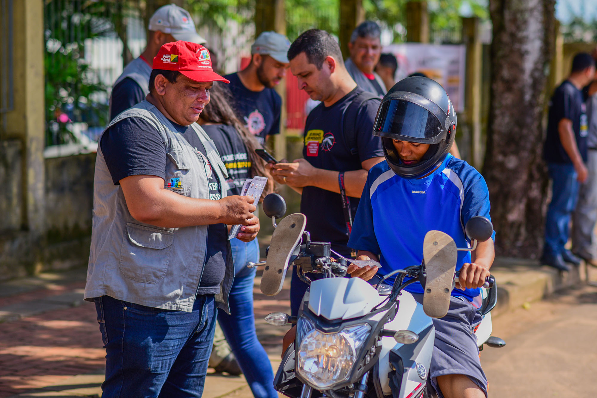Prefeitura de Rio Branco realiza Blitz Educativa de combate ao mosquito da dengue