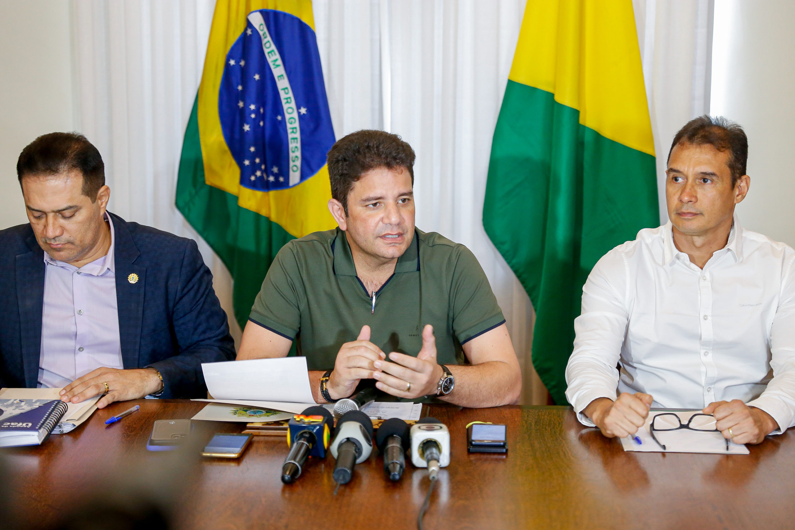 Gladson garante que vai convocar aprovados da Polícia Civil e professores