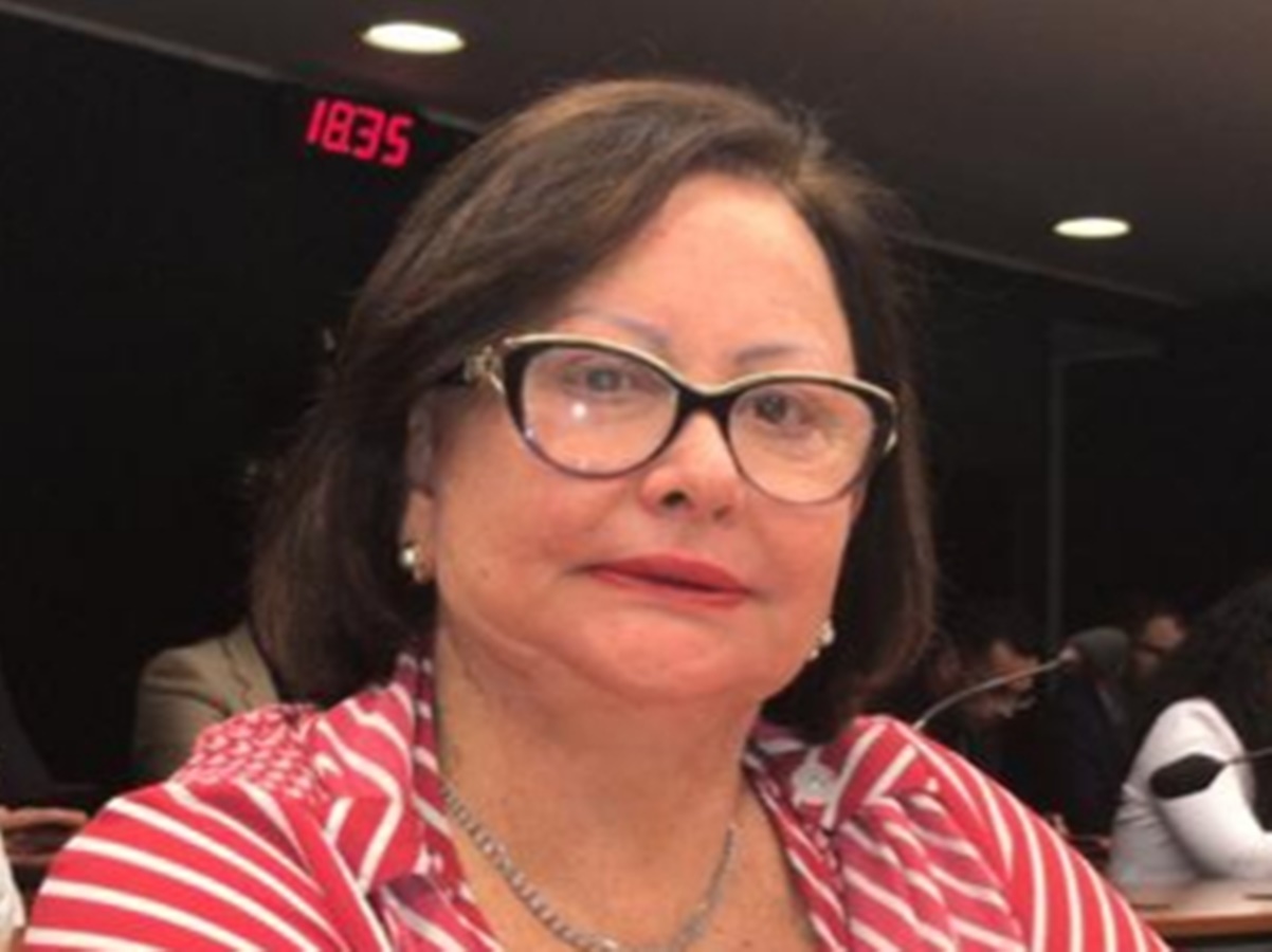 MDR libera empenho de R$ 570 mil para Plácido de Castro por solicitação de Vanda Milani