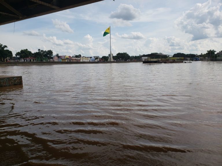 Igreja no AC cria campanha para ajudar famílias atingidas pela enchente em Rio Branco