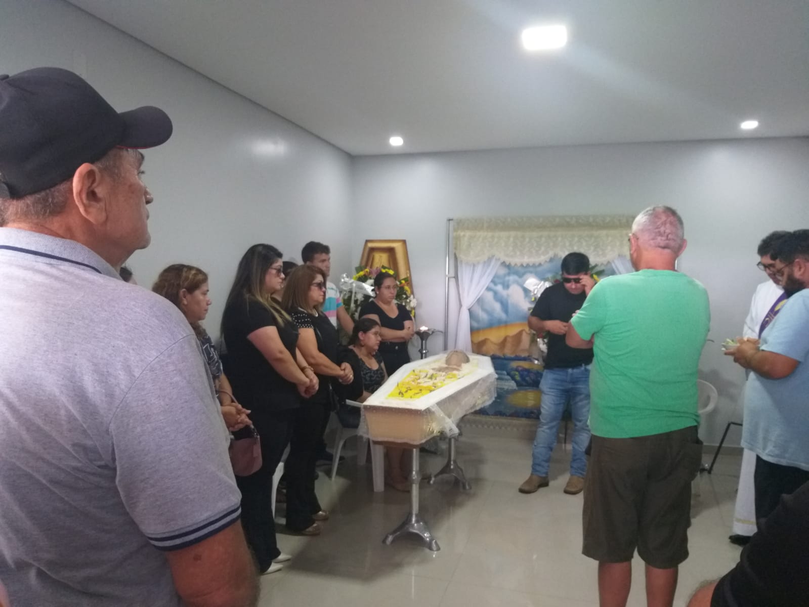 Sogra de secretária que foi morta violentamente em assalto é velada em Rio Branco