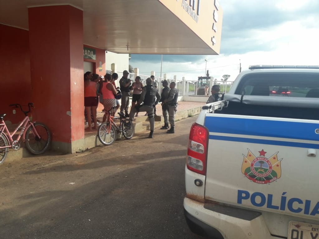 Manifestantes ocupam UPA da Cidade do Povo contra o fechamento do ambulatório