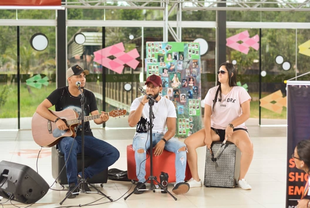 Show, peça teatral, filme e oficina para o fim de semana; confira a agenda cultural