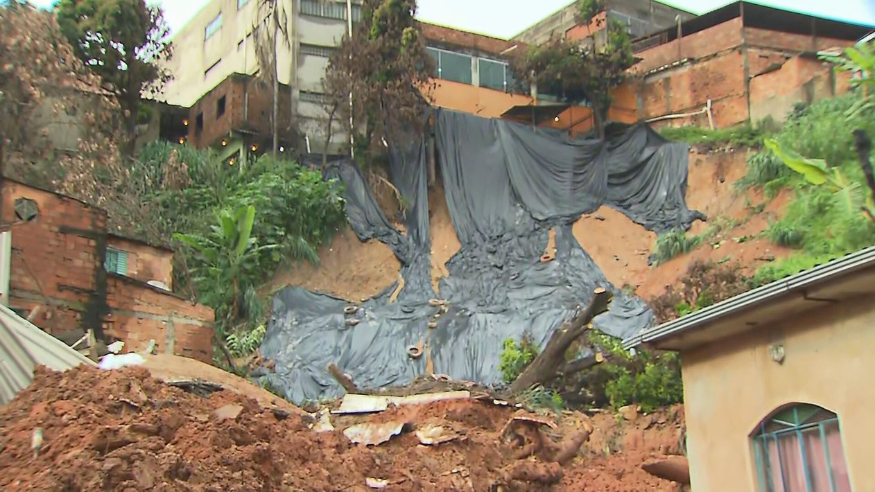 Defesa Civil confirma 37 mortes por causa da chuva em MG
