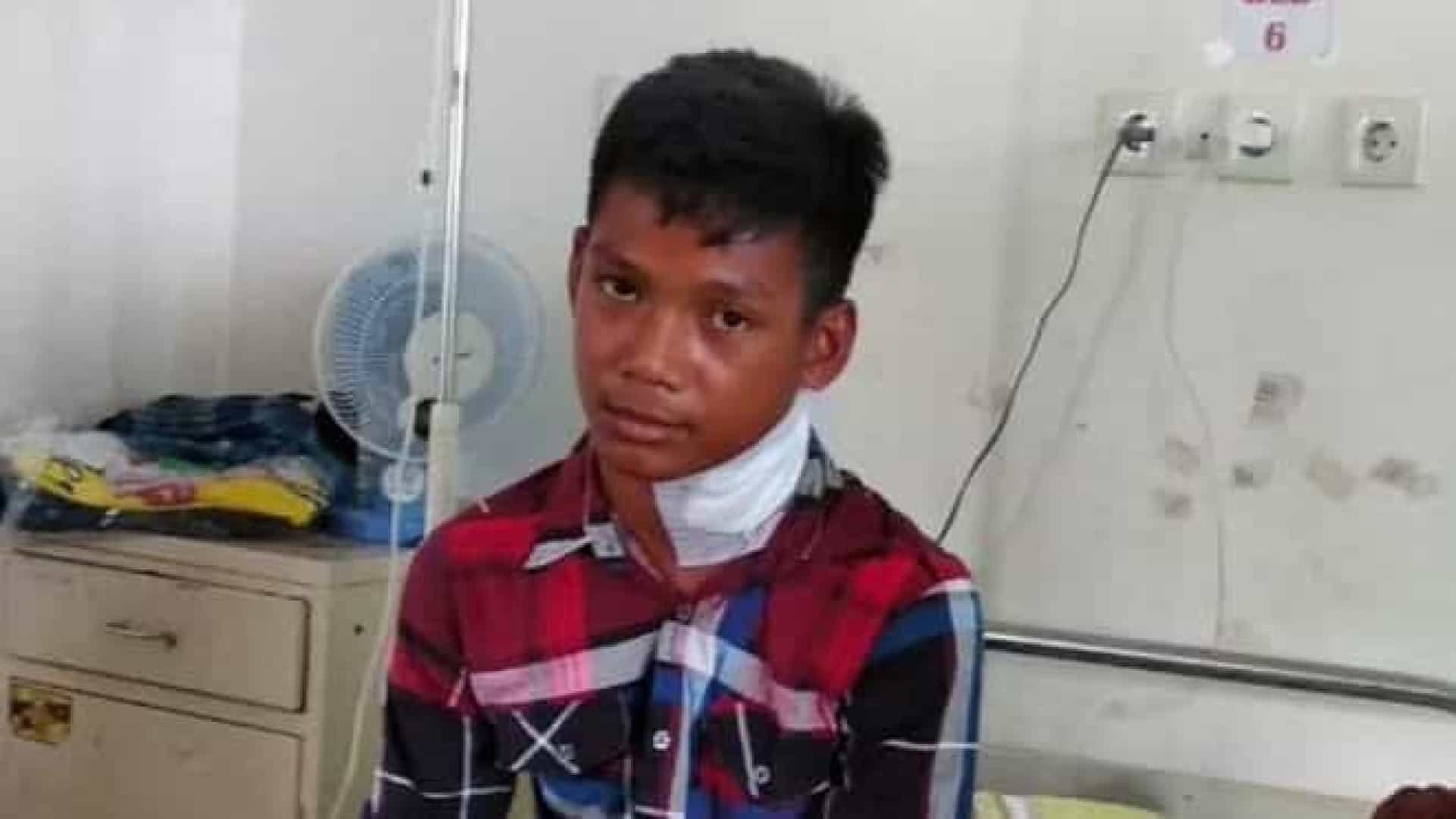 Peixe-espada salta do mar e atravessa pescoço de jovem de 16 anos