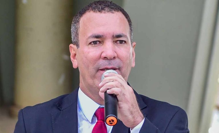 Deputado diz que moradores do Esperança estão há mais de 30 dias sem água