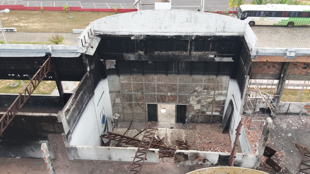 Campus do Ifac que foi incendiado recebe primeiros trabalhos de reconstrução
