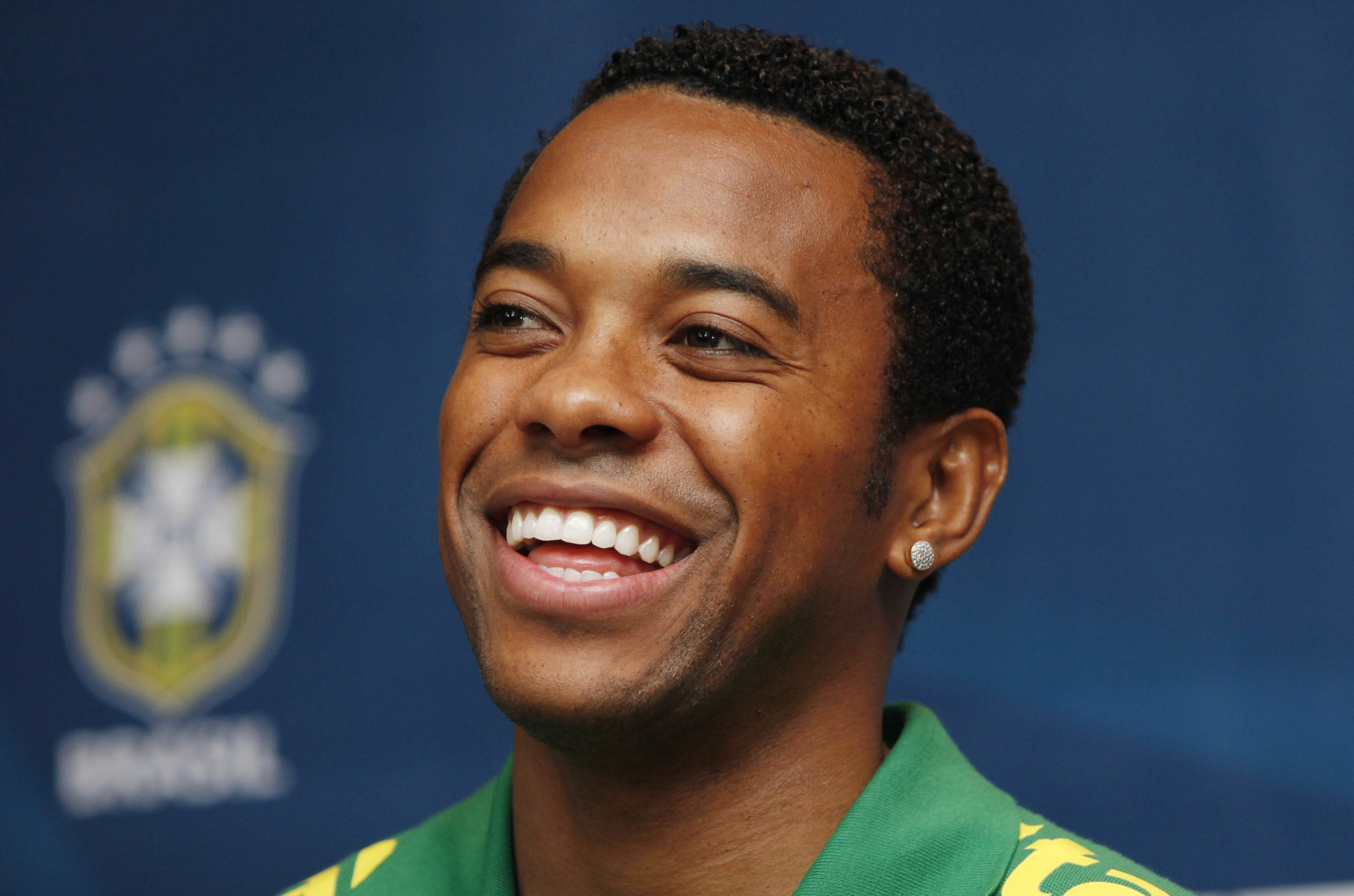 Santos sonha com retorno de Robinho e aguarda clube turco