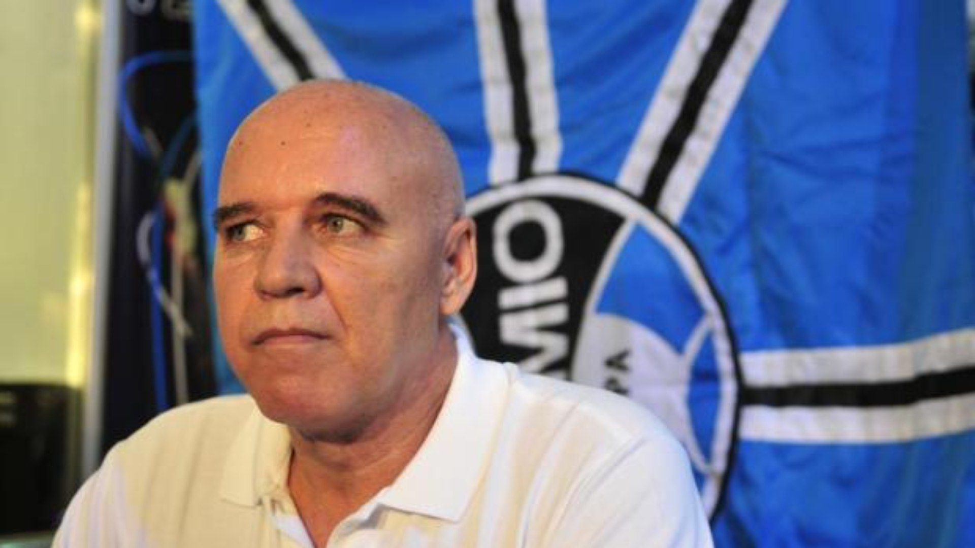 Ex-técnico e jogador, Valdir Espinosa morre aos 72 anos de idade