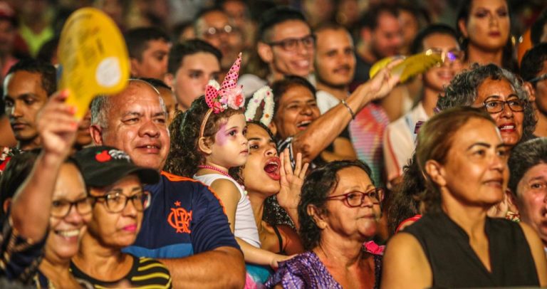 Governo anuncia novos detalhes sobre o carnaval 2023; saiba mais