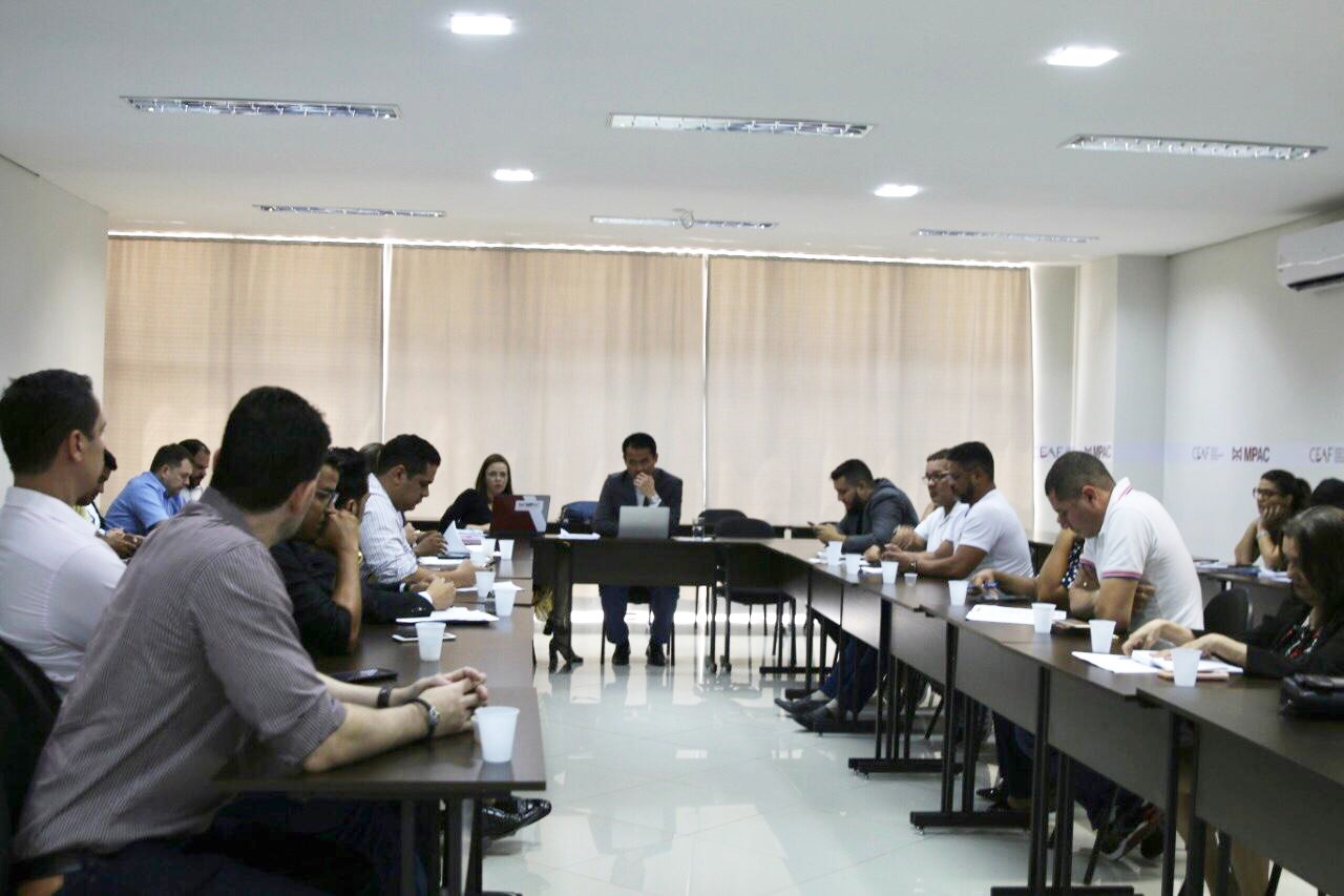 Ministério Público discute criação de instituto para prestar seviços à Sesacre