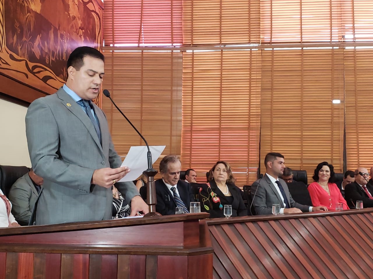 Em carta lida por Ribamar, Gladson anuncia novo programa para combater violência