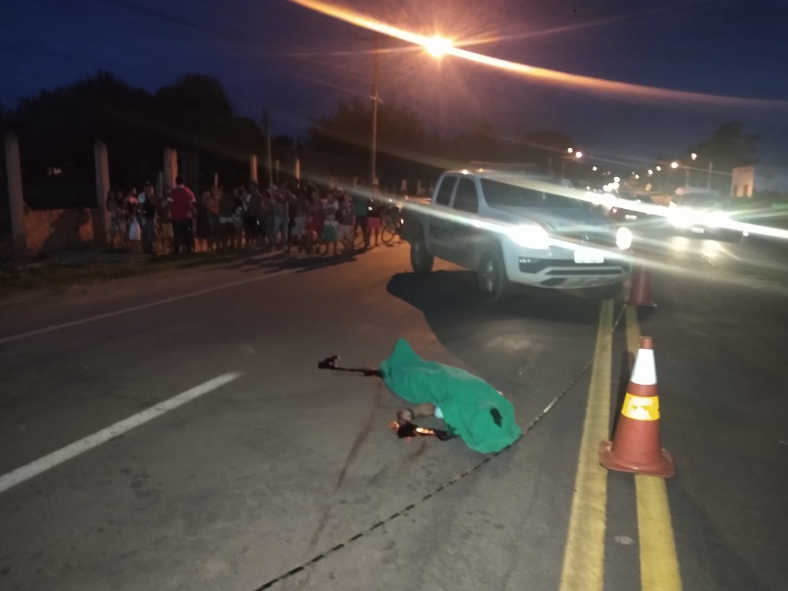 Homem morre ao tentar atravessar rodovia e ser atropelado em Rio Branco