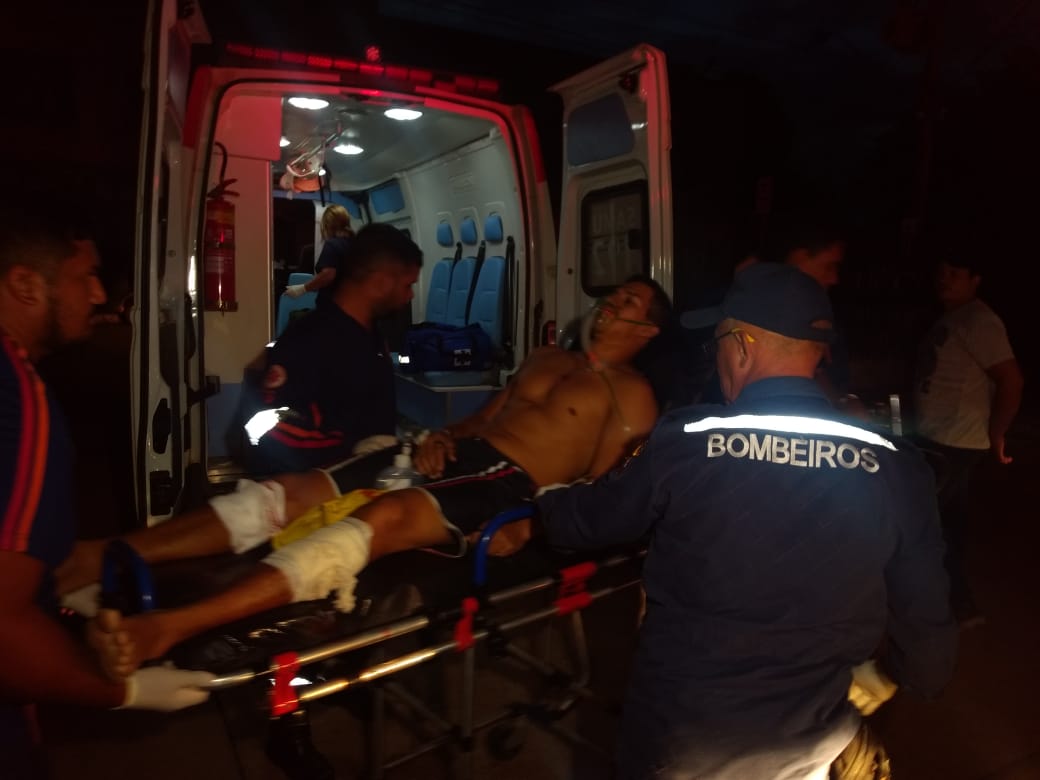 Homem é atingido por 4 tiros; ele foi salvo por medalha do Espírito Santo