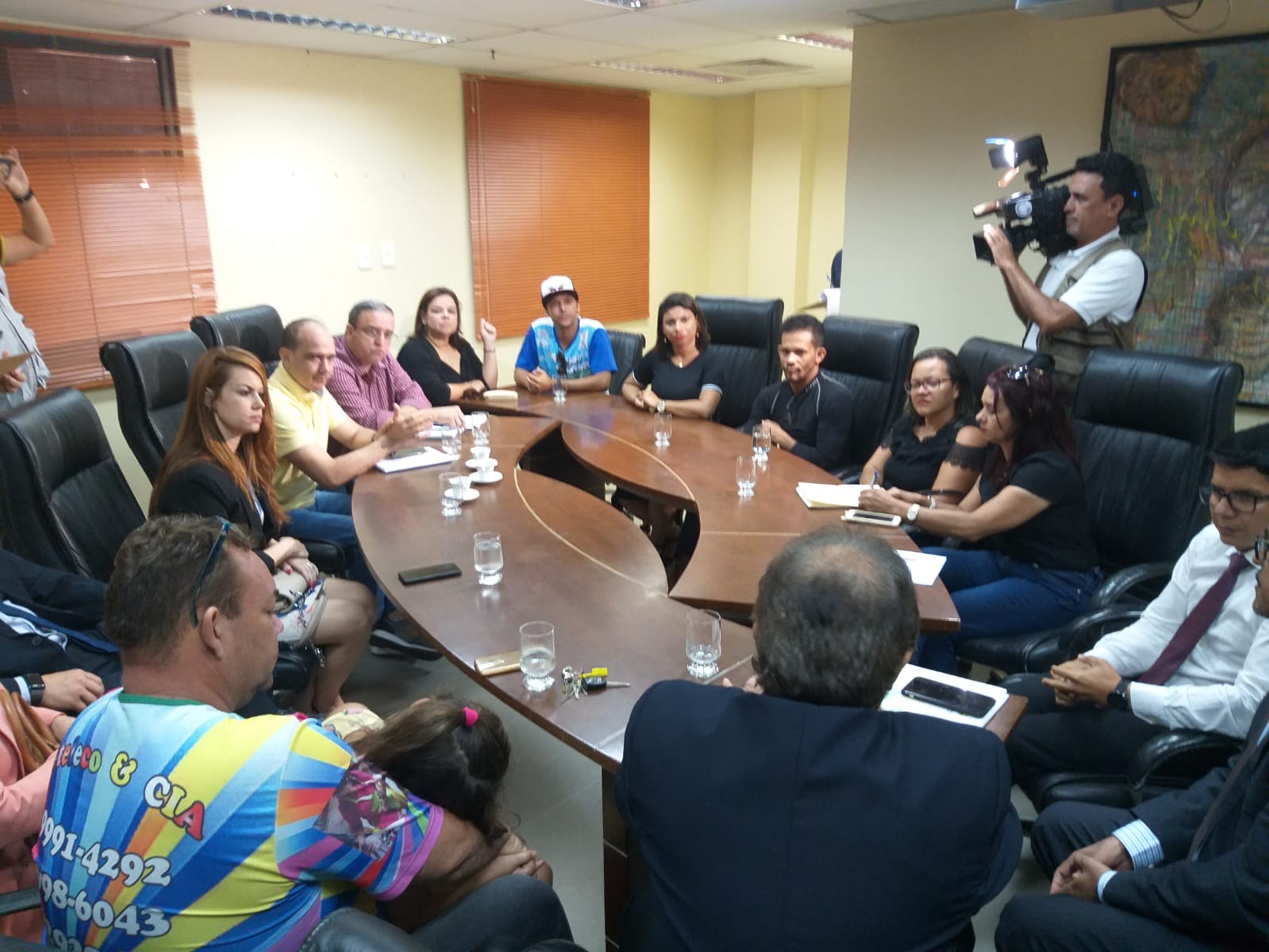 Representantes do Unacon pedem ajuda de deputados para compra de medicamentos