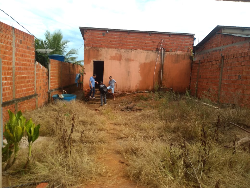 Bandidos invadem casa, roubam dinheiro e matam proprietário a facadas em Rio Branco