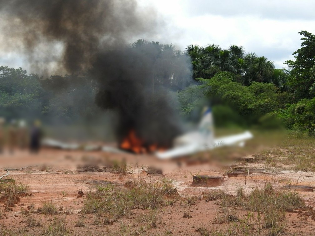 Avião que teria caído em ramal no interior do Acre faria voo clandestino