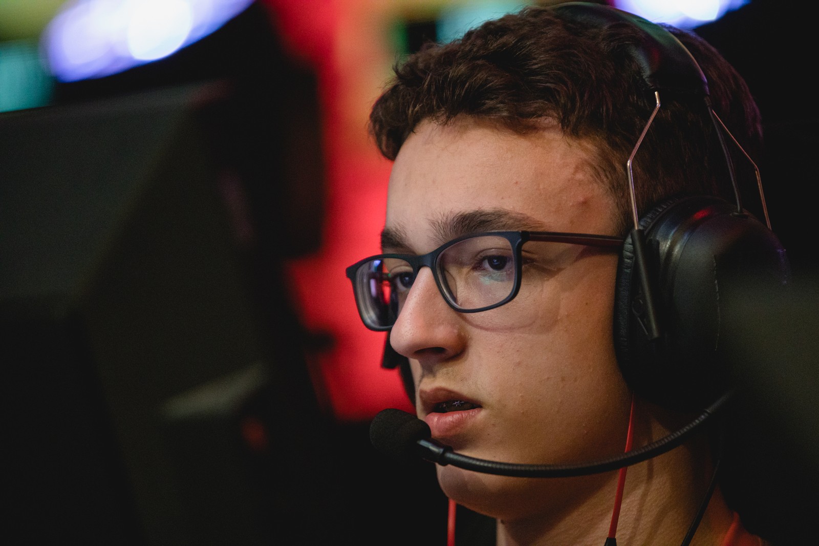 CS:GO: profissional aos 15 anos, nqz diz que nova rotina é “coisa de doido, mas é o que amo”