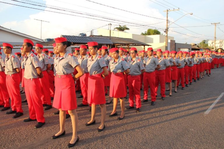 Governo divulga lista de alunos que vão realizar prova para conseguir vagas no Colégio Militar