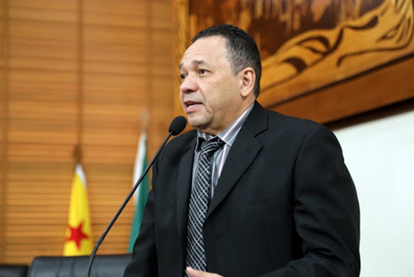 Deputado pede união do PT e PCdoB para reeleger Socorro Neri; “Melhor do Brasil”