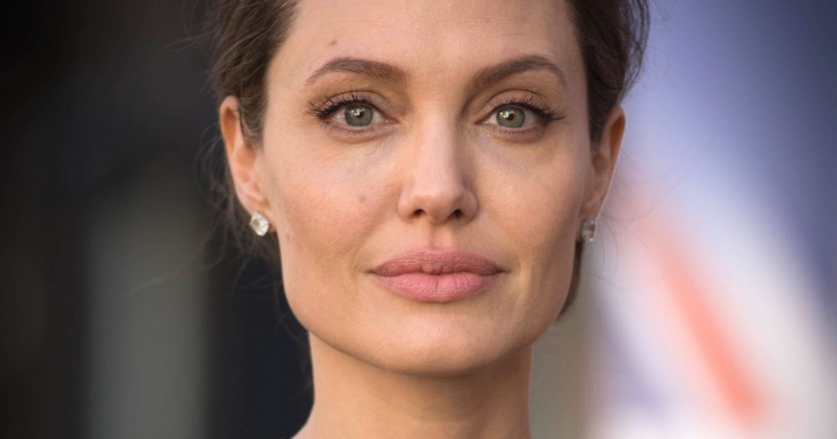 Coronavírus: Angelina Jolie doa US$ 1 mi para alimentar crianças