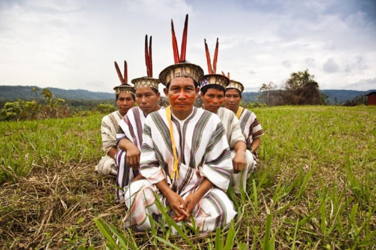 No AC, vacina chega à floresta e líder comemora: “Cremos na ciência”