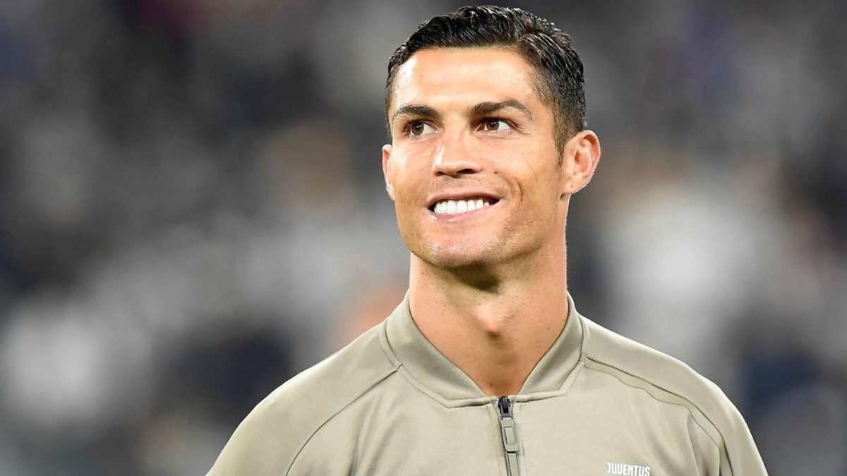 Coronavírus: Cristiano Ronaldo e empresário ajudam hospitais em Portugal
