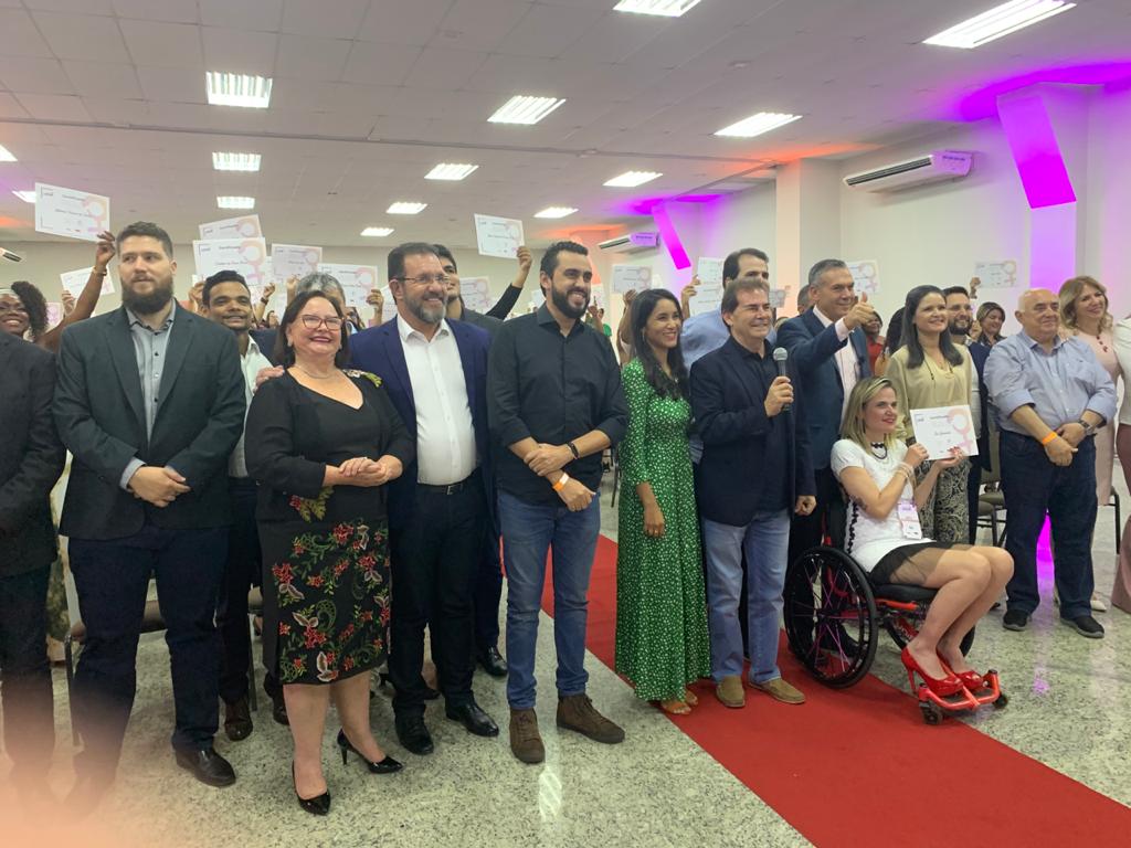 Deputada Vanda Milani participa do Lidera + em São Paulo