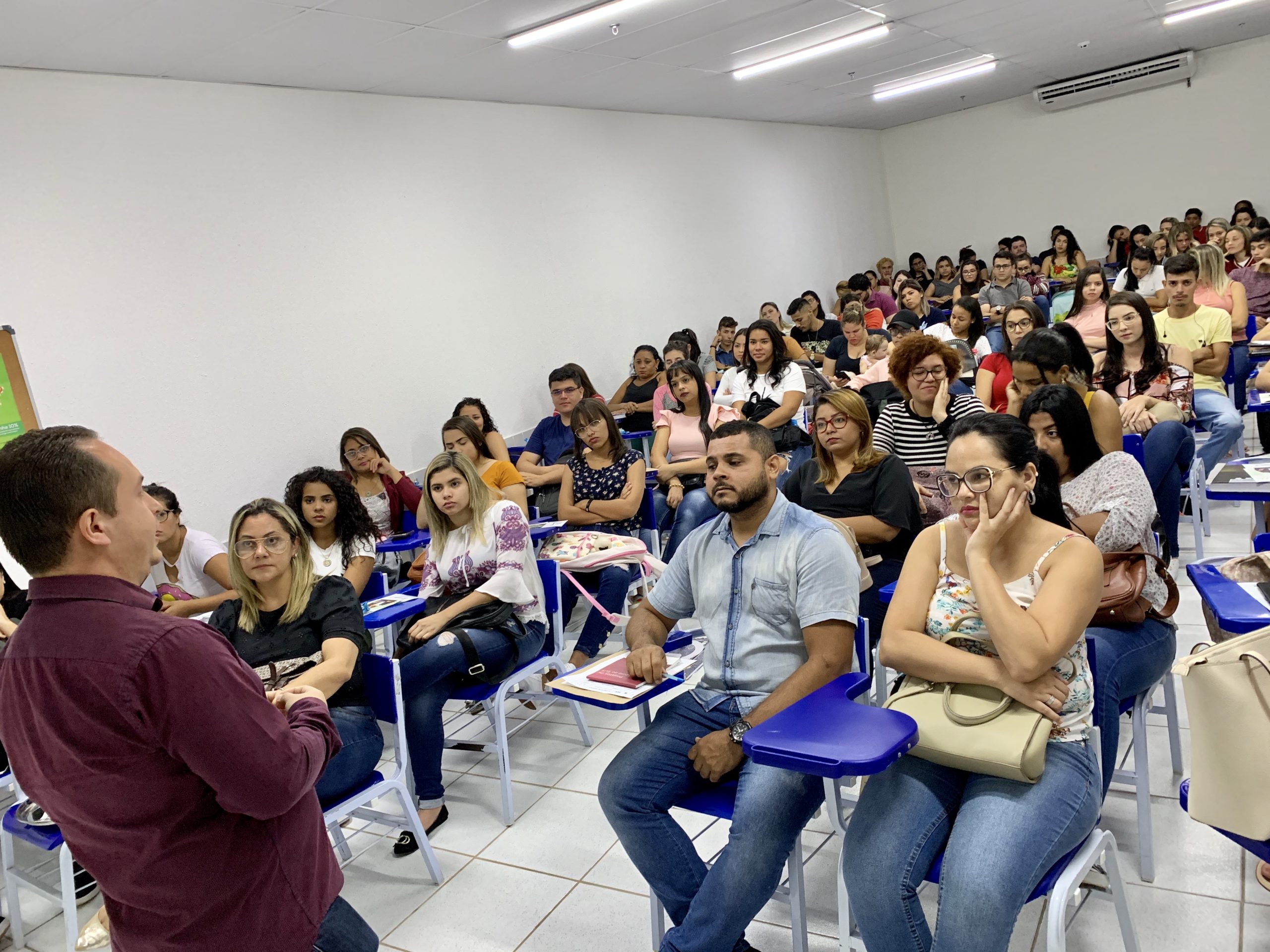 As primeiras turmas dos cursos de Psicologia e Enfermagem da Unama Rio Branco participam de aula inaugural