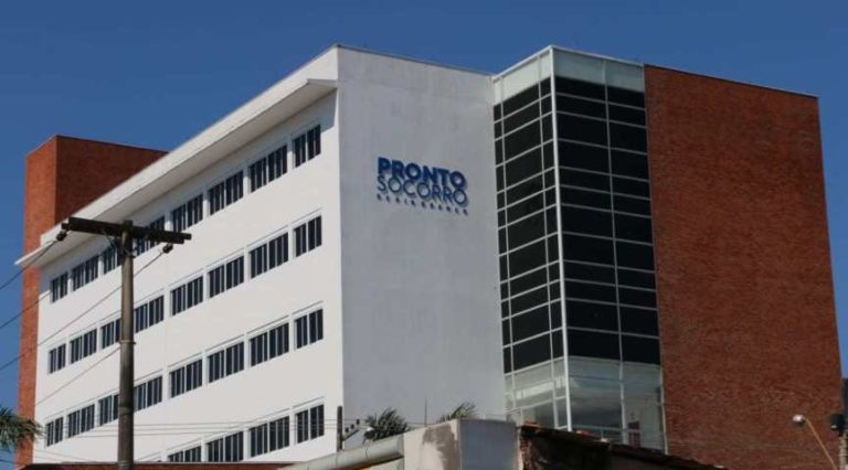 Vídeo: corpos de vítimas da covid-19 se acumulam em necrotério de Rio Branco