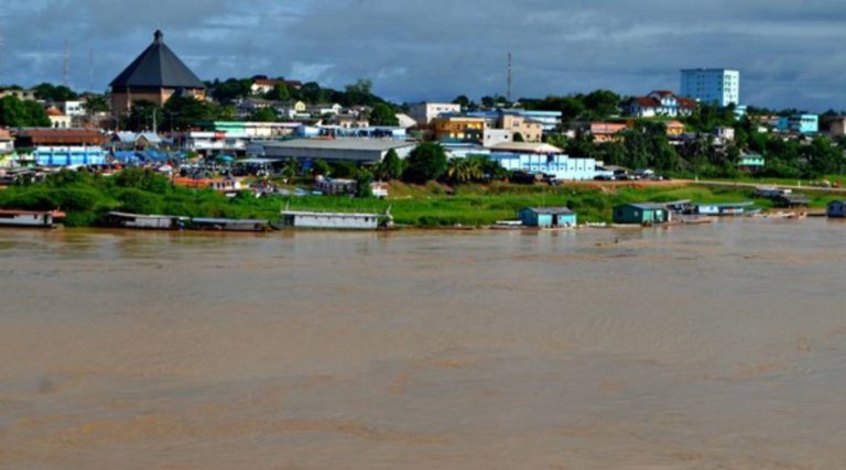 Dia “D” de imunização infantil, bandeira amarela, rio Juruá e mais: veja o que foi destaque nesta segunda