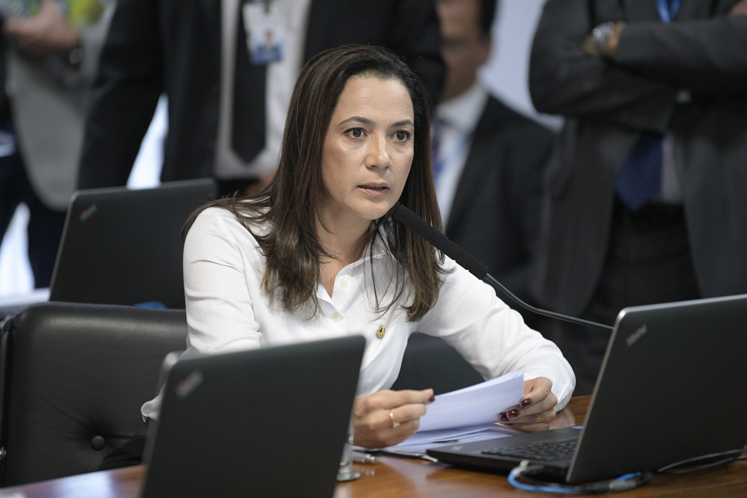 Mailza propõe usar dinheiro do fundo eleitoral para combate ao coronavírus