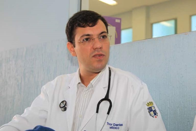 Após surto de covid entre alunos de medicina no AC, Thor Dantas alerta: “O vírus ainda está entre nós”