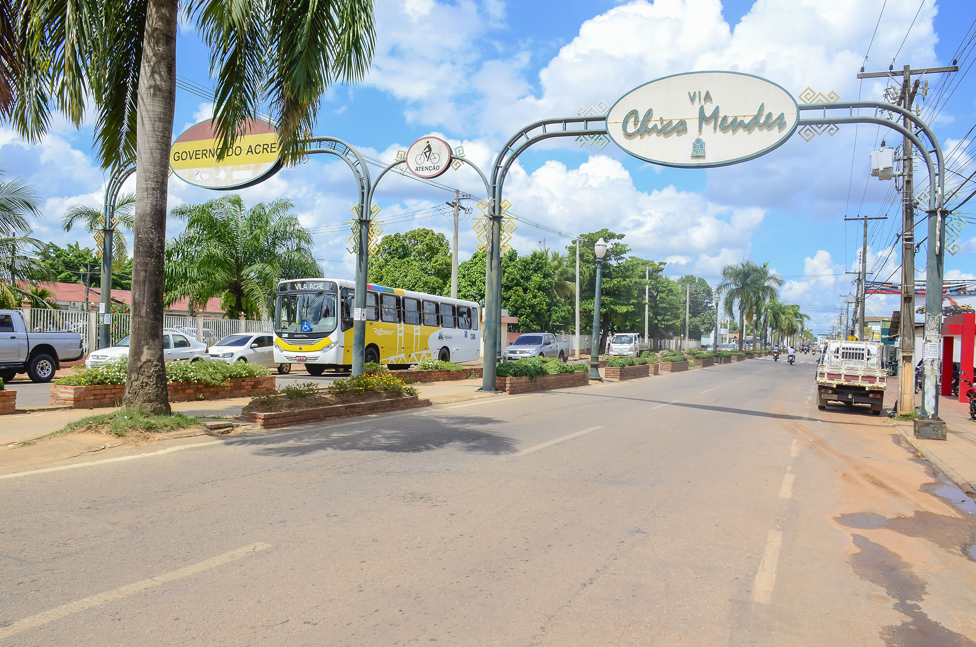 Em parceria, Prefeitura e Governo vão revitalizar a Via Chico Mendes