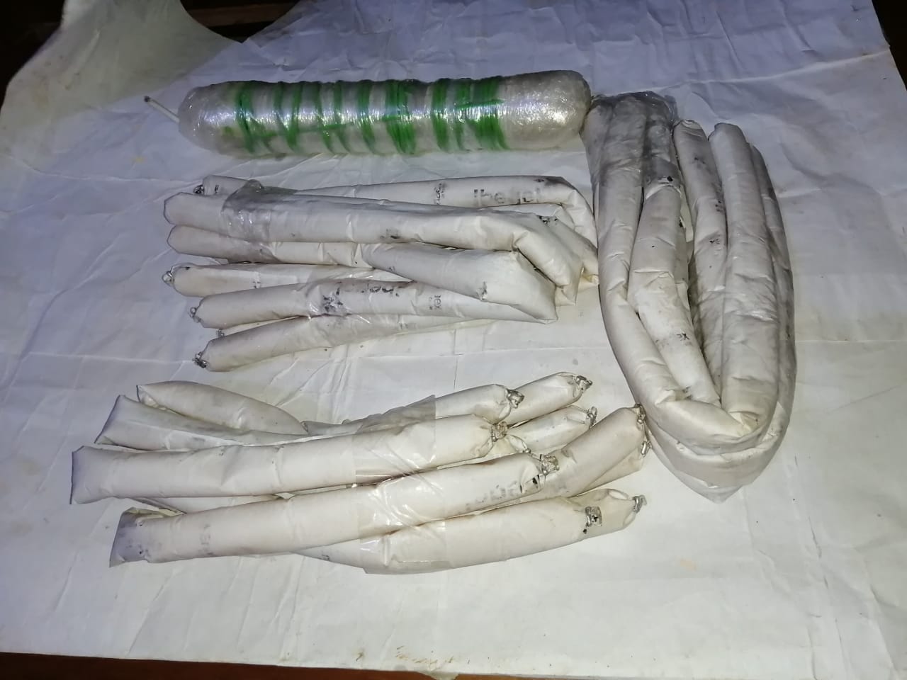 Polícia apreende cerca de 10kg de dinamite em casa de suspeito de assalto a joalheria
