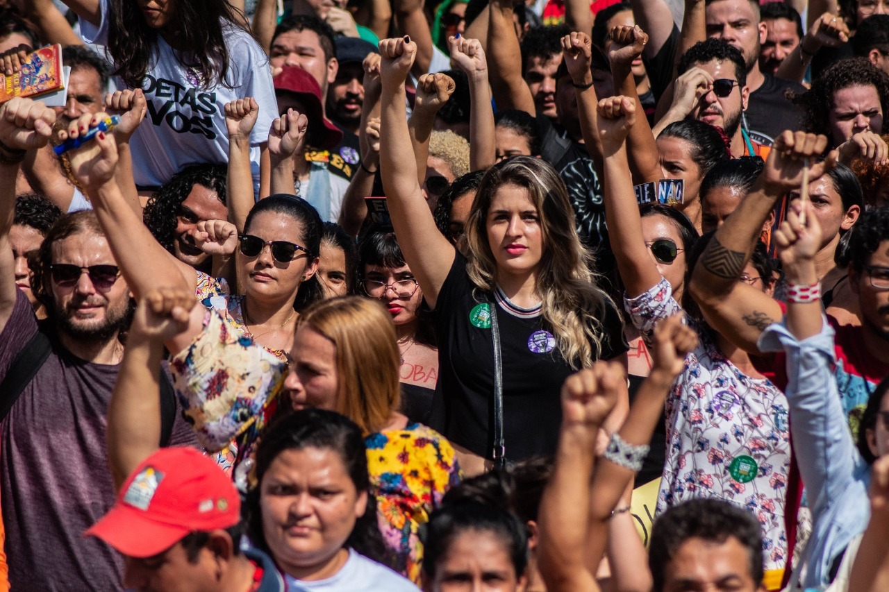 “Por nossas vidas”: mulheres realizam manifestação na Capital nesta sexta