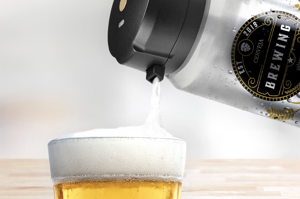 Chopeira portátil da Xiaomi que transforma cerveja em chope chega ao Brasil