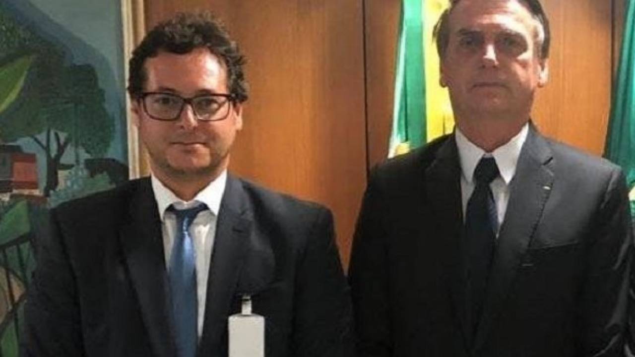 Wajngarten é diagnosticado com coronavírus; Bolsonaro é monitorado