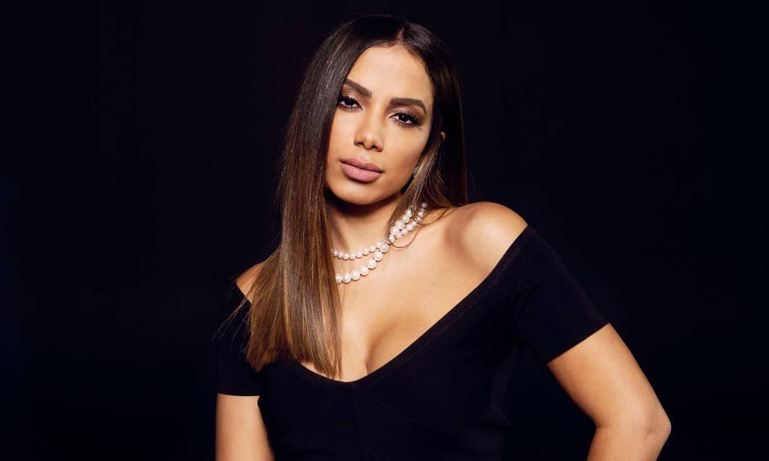 Anitta esta entre as mulheres mais poderosas do Brasil: “Sensação de realização”
