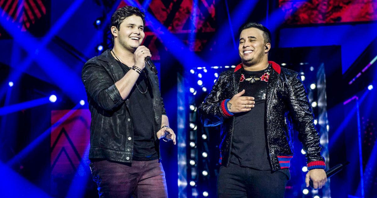 Veja ao vivo a live com show de Matheus & Kauan