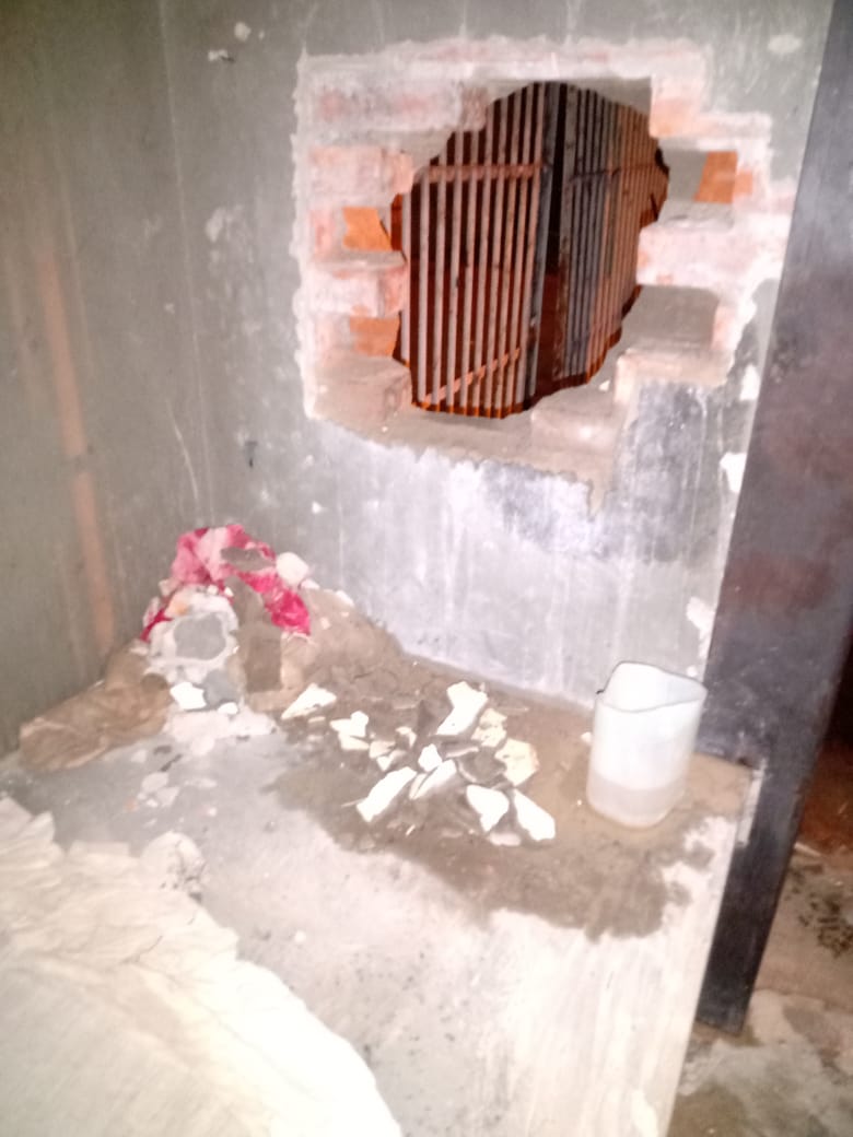 Detentos fazem buraco em cela e tentam fugir de presídio no interior do Acre