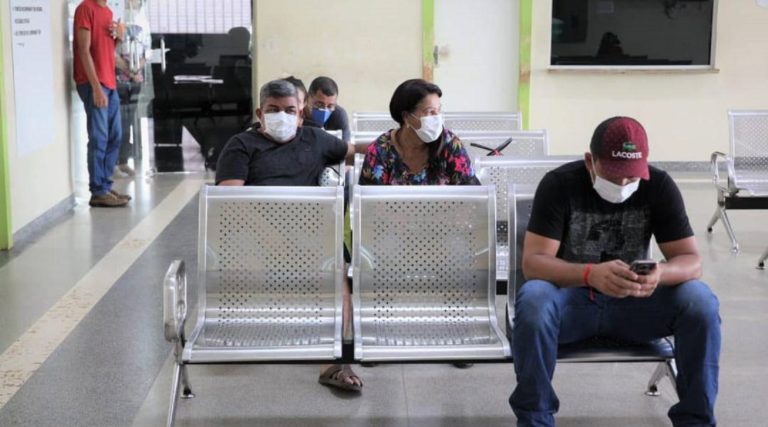 Covid: Sesacre anuncia obrigatoriedade do uso de máscaras e reforça vacinação