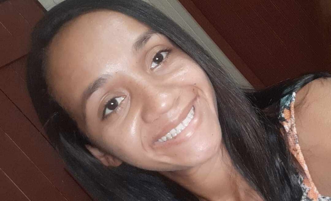 Mulher encontrada morta por vizinhos após choros de bebê de 1 ano é identificada