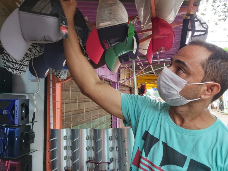 Covid-19: Gladson diz que só deve flexibilizar uso de máscaras no Acre após vacinar crianças