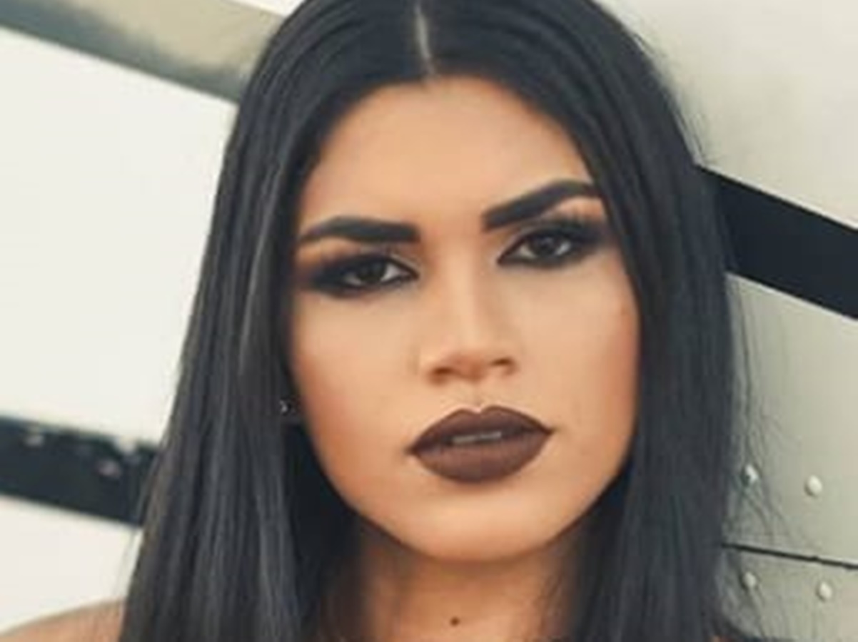 Desesperada, mãe pede ajuda para trazer modelo que está na Bolívia impedida de voltar ao AC