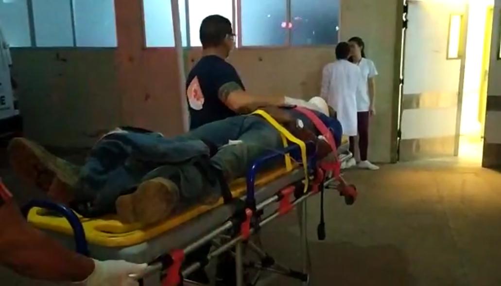 Homem cai de ponte de 7 metros de altura, desmaia e é levado ao PS de Rio Branco